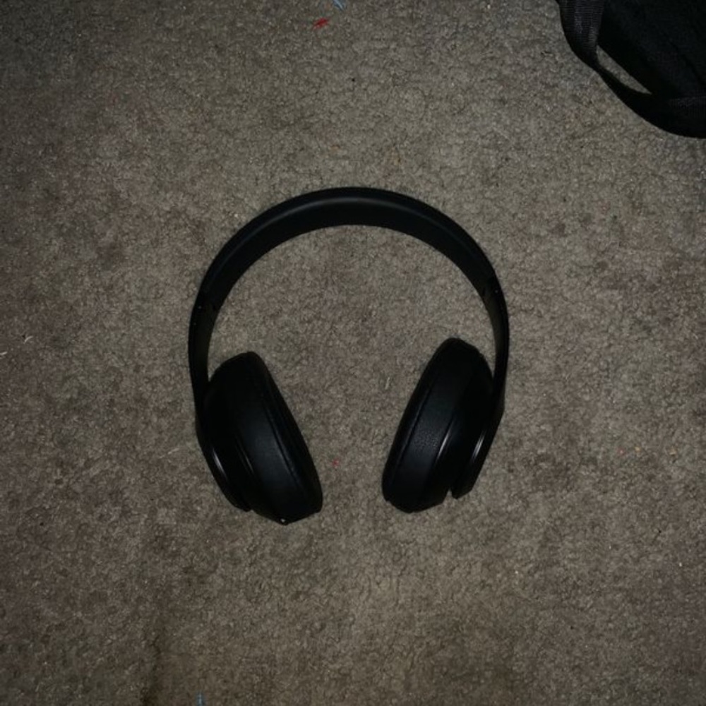 Beats studio 3’s - Picture 5 of 7
